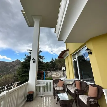 Amesia Villa Amásia