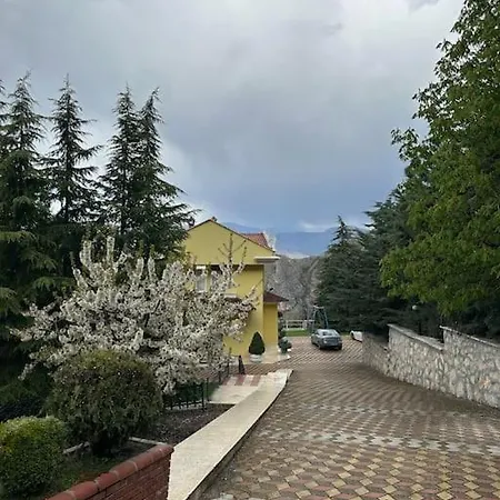 Amesia Villa *